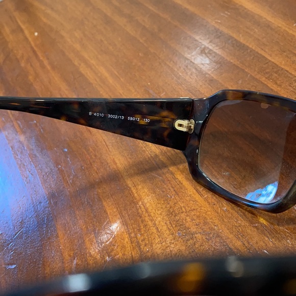 Burberry Sunglasses - Picture 5 of 7